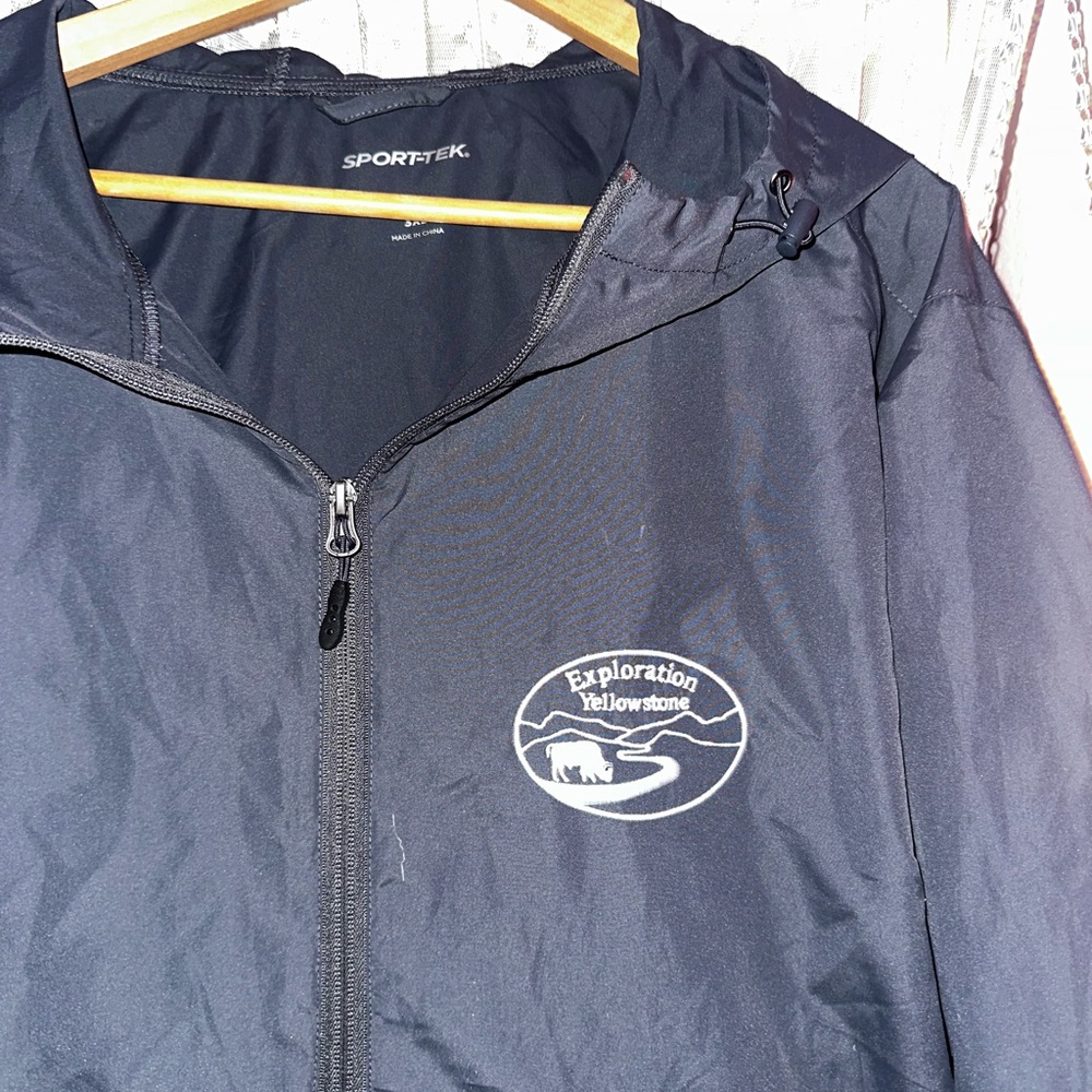 Windbreaker - image 2